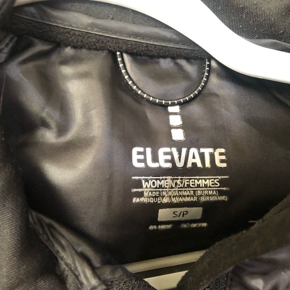Elevate Thermal Jacket size small - Picture 2 of 3